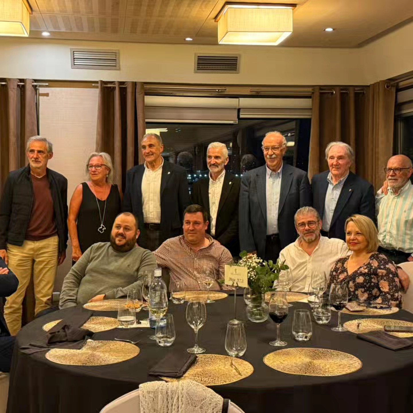 Gran evento, premios Iñaki Churruca @_unipes_ un placer esta foto, ni en nuestros mejores sueños. Gracias por hacerlo posible @davidalvarezcastellano
